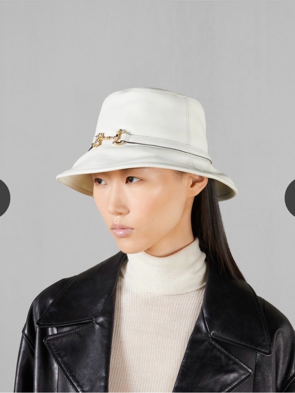 Gucci Black Leather Bucket Hat with Decorative crystal horsebit Buckle XL